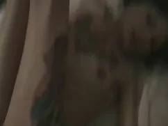 دو شاخه, دوست دختر خ ...