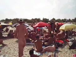 جولیا دو بار در حالی ...